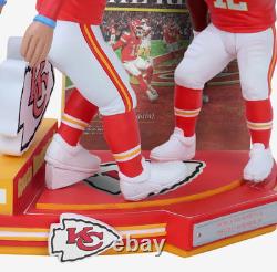 Kansas City Chiefs Mahomes Super Bowl Sports Illustrated Cover Bobblehead FOCO