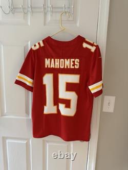 NWT Patrick Mahomes Jersey Men's Medium Kansas City Chiefs Super Bowl