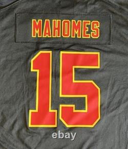 New Kansas City Chiefs NFL Super Bowl Jersey Patrick Mahomes Size XXL Authentic