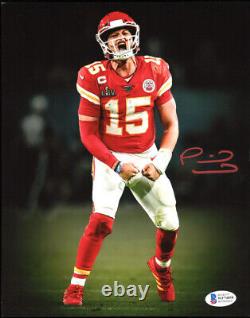 PATRICK MAHOMES SIGNED KANSAS CITY CHIEFS SUPER BOWL LIV SCREAM 8x10 PHOTO BAS