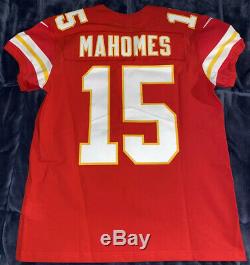 Patrick Mahomes Chiefs On-Filed ELITE AUTHENTIC Red Super Bowl Jersey 44