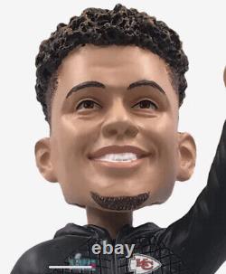 Patrick Mahomes Kansas City Chiefs Super Bowl LVII Outfit Bobblehead /72 NIB