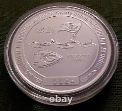 Super Bowl LV NFL. 999 1 oz Silver Flip Coin Buccaneers vs. Chiefs Large (39mm)