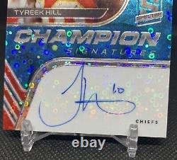 2020 Panini Spectra Tyreek Hill Signatures de Champion # /35 Chiefs Super Bowl