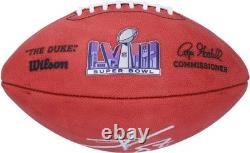 Ballon de football Duke signé par Travis Kelce des Kansas City Chiefs pour le Super Bowl LVIII