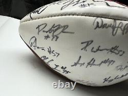Grosse collection d'objets de collection des KC Chiefs : Autographe de Kelce, affiches du Super Bowl, Autos de T. Camp
