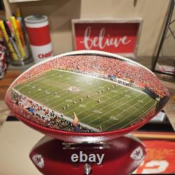Kansas City Chiefs Commemorative Super Bowl LIV Signé par Travis Kelce Beckett