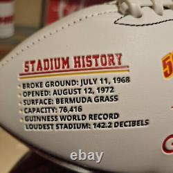 Kansas City Chiefs Commemorative Super Bowl LIV Signé par Travis Kelce Beckett