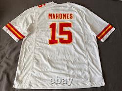 Maillot blanc Super Bowl LV pour homme de Patrick Mahomes, Kansas City Chiefs, Nike, taille 2X Large.