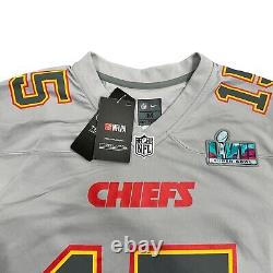 Maillot de football Nike OnField des Chiefs de Patrick Mahomes pour le Super Bowl LVII, taille M, neuf avec étiquette.