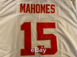 Patrick Mahomes Signé Chefs Autograph Kc Jersey Blanc (coa) Super Bowl