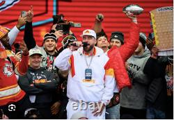 Travis Kelce, les Chiefs de Kansas City, bus du défilé des champions du Super Bowl LVII - Éd. Limitée 157.