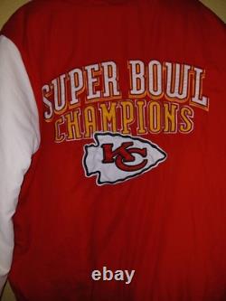 Veste à capuche XL des champions du Super Bowl des KANSAS CITY CHIEFS Veste à capuche XL des champions du Super Bowl des KANSAS CITY CHIEFS