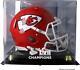 Vitrine En Bois Doré Pour Casque Classique Des Champions Du Super Bowl Lvii Des Kansas City Chiefs